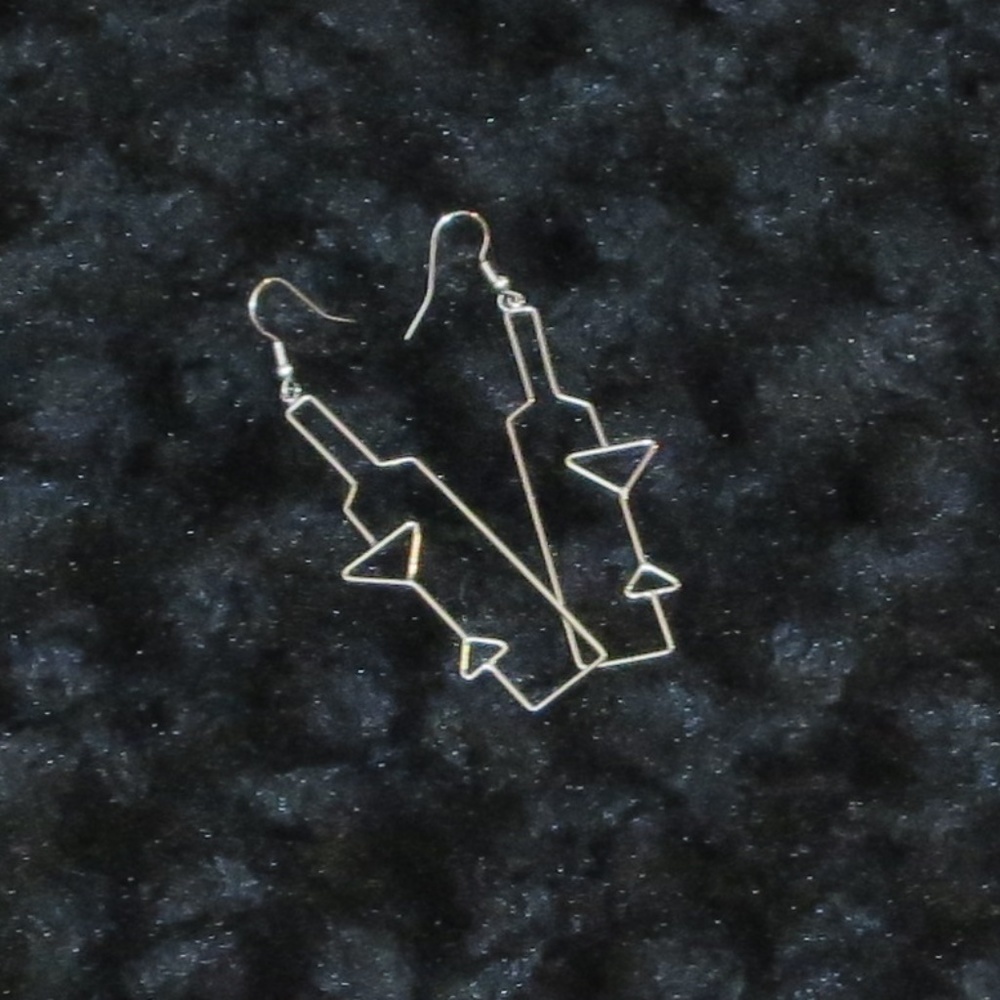 🦋NEW! Drinks anyone? Minimalist Earrings